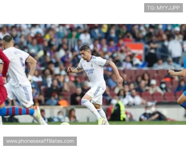 巴尔韦德皇马5号球衣 巴尔韦德皇马5号球衣